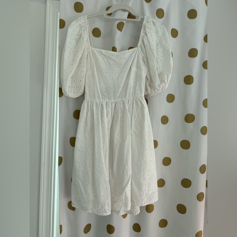A New Day white dress with open back
